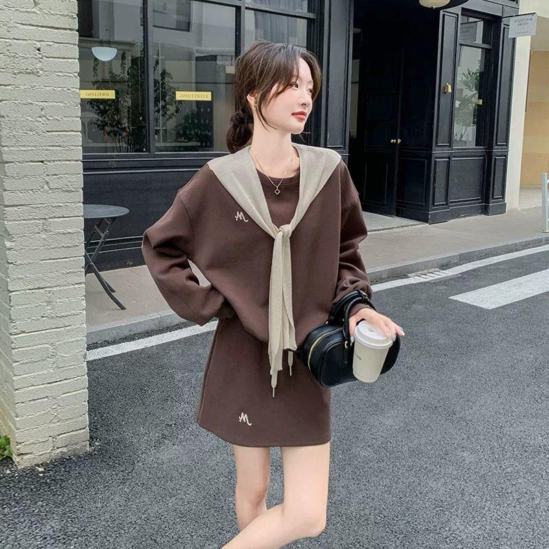 Versatile Shawl Hoodie Skirt Set for Women - Autumn 2026, Korean Style, Round Neck Top with Slimming Short Skirt