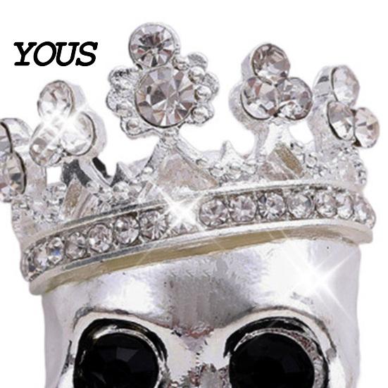 Car Air Conditioning Fragrance Clip Crown Skull Freshener Vent Clip, Diffuser, Metallic Metal Perfume Gothic Auto Interior Decoration Accessory