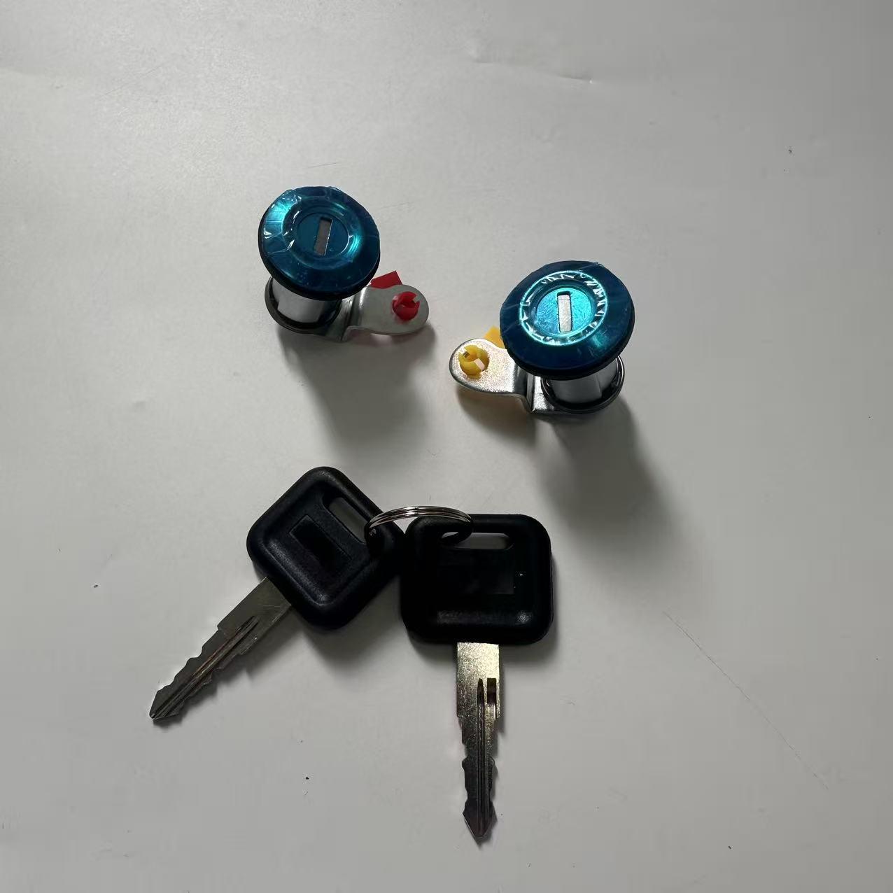 Toyota Tacoma Door Lock Cylinder (1995-2004) 80600-01G25 RLB