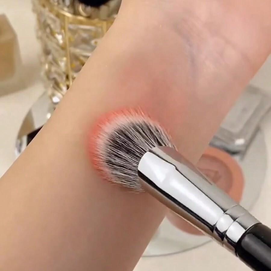 1 Stück Abgeschrägter Rougepinsel Ziegenhaar Verblendung Wangen Rouge Make-up Werkzeug, Foundation Pinsel, Concealer Pinsel, Konturpinsel, Bronzer Pinsel, Puderpinsel