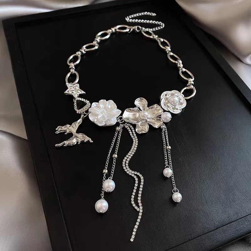 Pearl tassel flower necklace new popular temperament collarbone chain female choker neck chain accessories