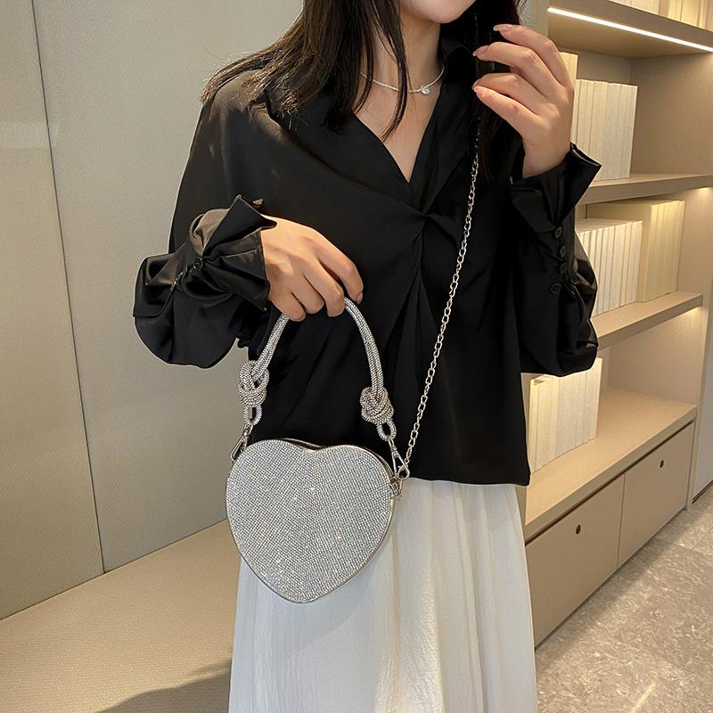 Manico Nodo Strass Pochette da Sera Lusso Designer Cristallo Diamanti Borsa a Mano Portamonete Carina Cuore d'Amore Borsa a Tracolla Mini