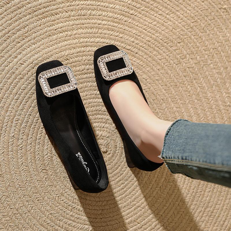 Comfortable low-heeled single shoes women's black work shoes 2025 spring and autumn women's shoes French rhinestone square buckle thick heel high heel