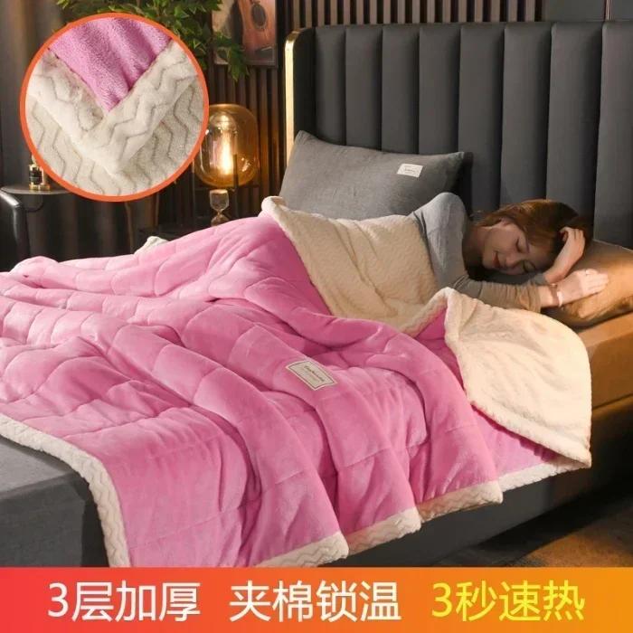 Coral Fleece Autumn Winter Warm Blankets for Bed 3 Layers Thicken Flannel Blanket Quilt Soft Comfortable Warmth Quilts Washable