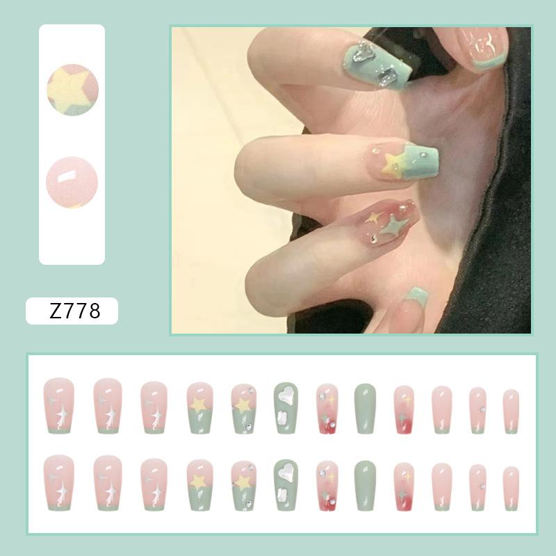 

Короткий балетный свежий зеленый французский звездный маникюр любовь бриллиант милая девушка