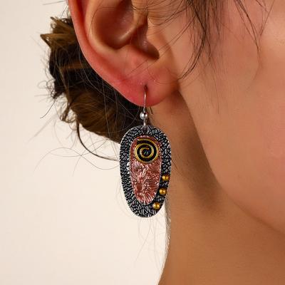 Neue personalisierte Ohrringe im Bohemian-Stil mit Blumen- und Blattmuster, lange Ohrringe im Vintage-Stil, geschnitzte Farbblock-Ohrringe für Damen