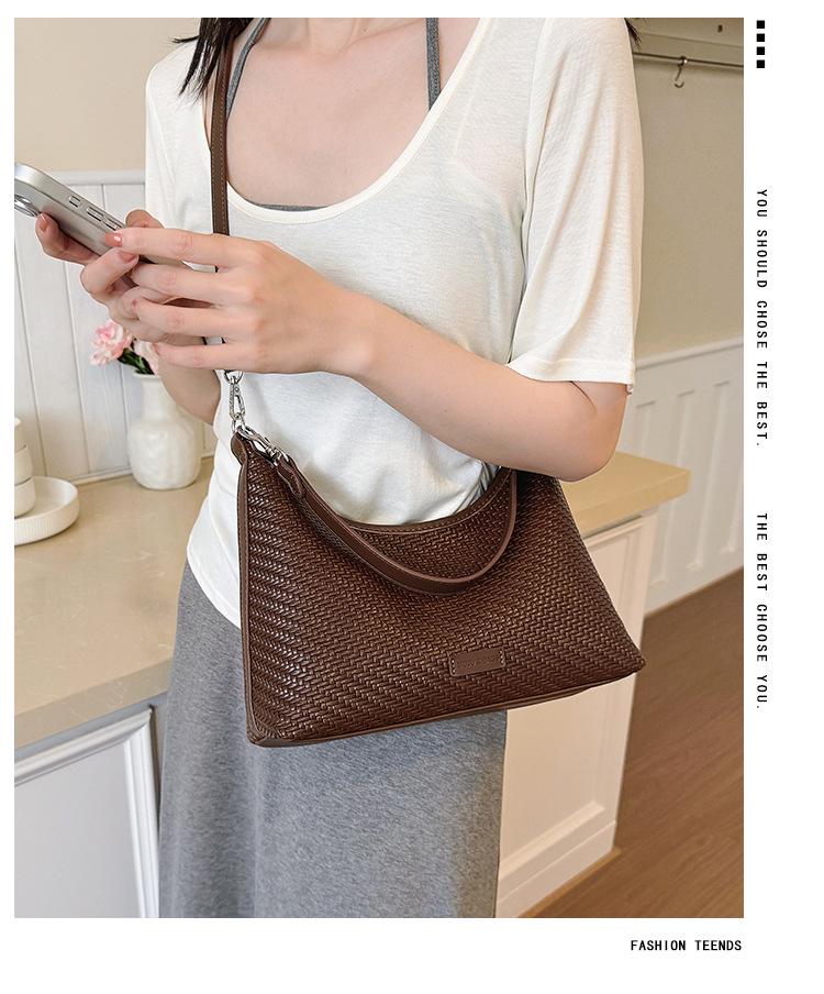 2026 Women's Woven Crossbody Bag - Korean Style, Simple, Versatile, Fashionable, Casual Underarm Bag