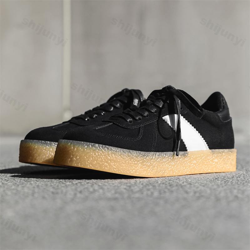 2026 Autumn New Niche Retro Design Men's Low Top Casual Shoes Fashi Trend Versatile Comfortable N Slip Lace Up Flat Sneakers