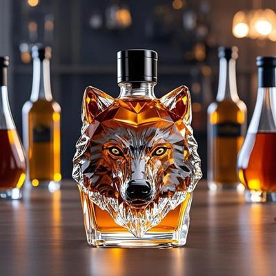 Yousheng Whiskey-Karaffe Wolfskopf-förmige Glasflasche Dekorative Spirituosenkaraffe Einzigartige Bar-Dekoration für Whiskey-Liebhaber