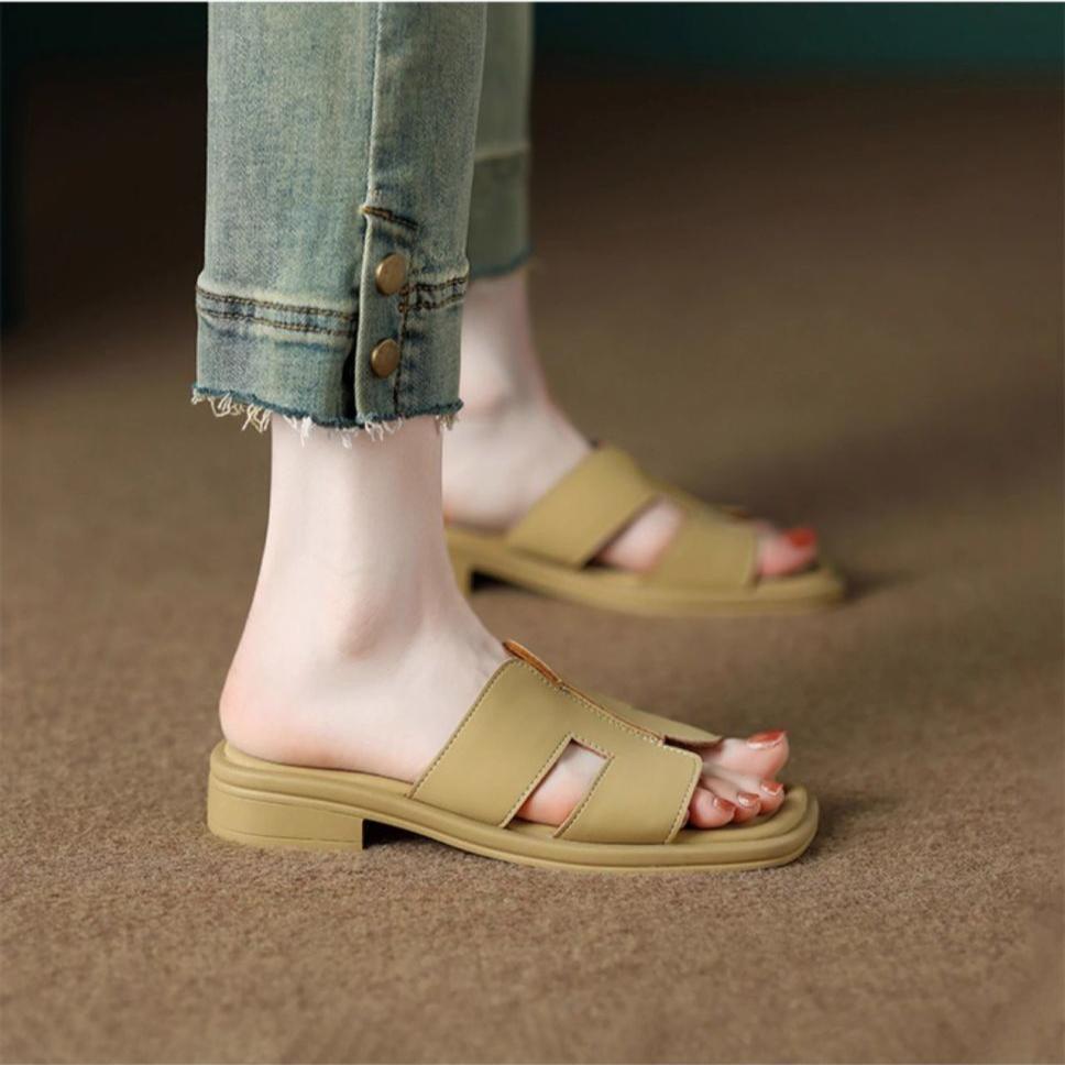 Summer Soft Leather Women's Shoes Low Heel Square Toe Roman Retro Brown French Women's Sandals with Exposed Toes