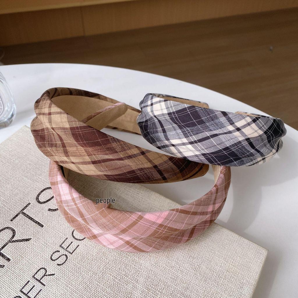 JK Fresh Plaid Headband: College Style, Korean Influencer Favorite, Versatile Non-Slip Women’s Headwear