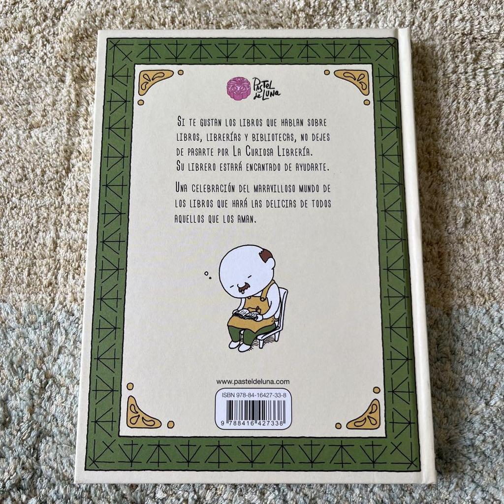 [USED] La CURIOSA Libreria Arukara Bookstore Spanish Picture Books