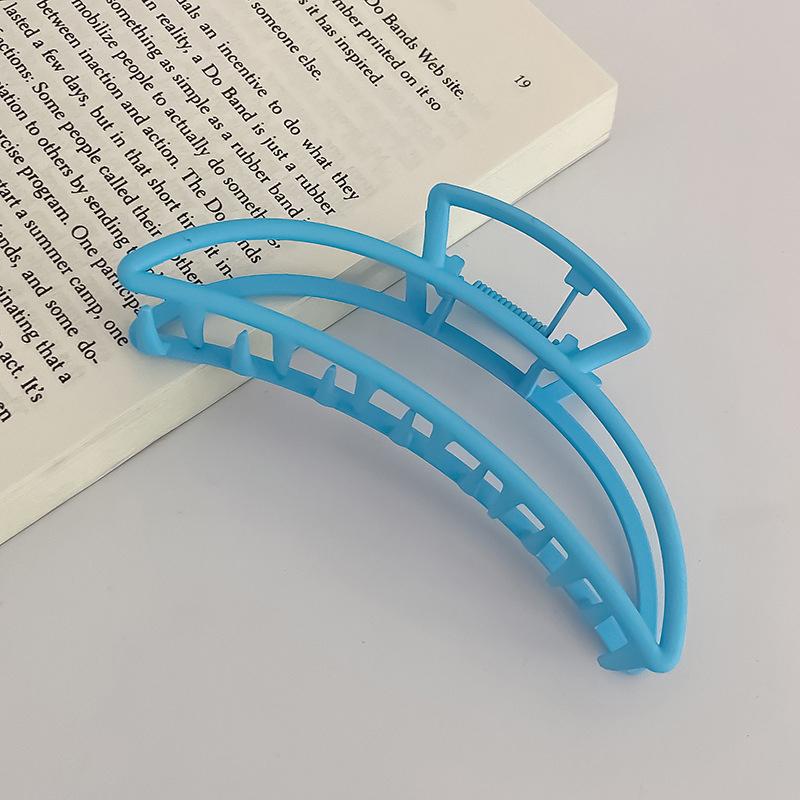 Women Fashion Gold Hollow Geometric Hair Claw Retro Hair Clips Barrette Hair Crab Hair Clips Headband Hairpin Hair Accessories