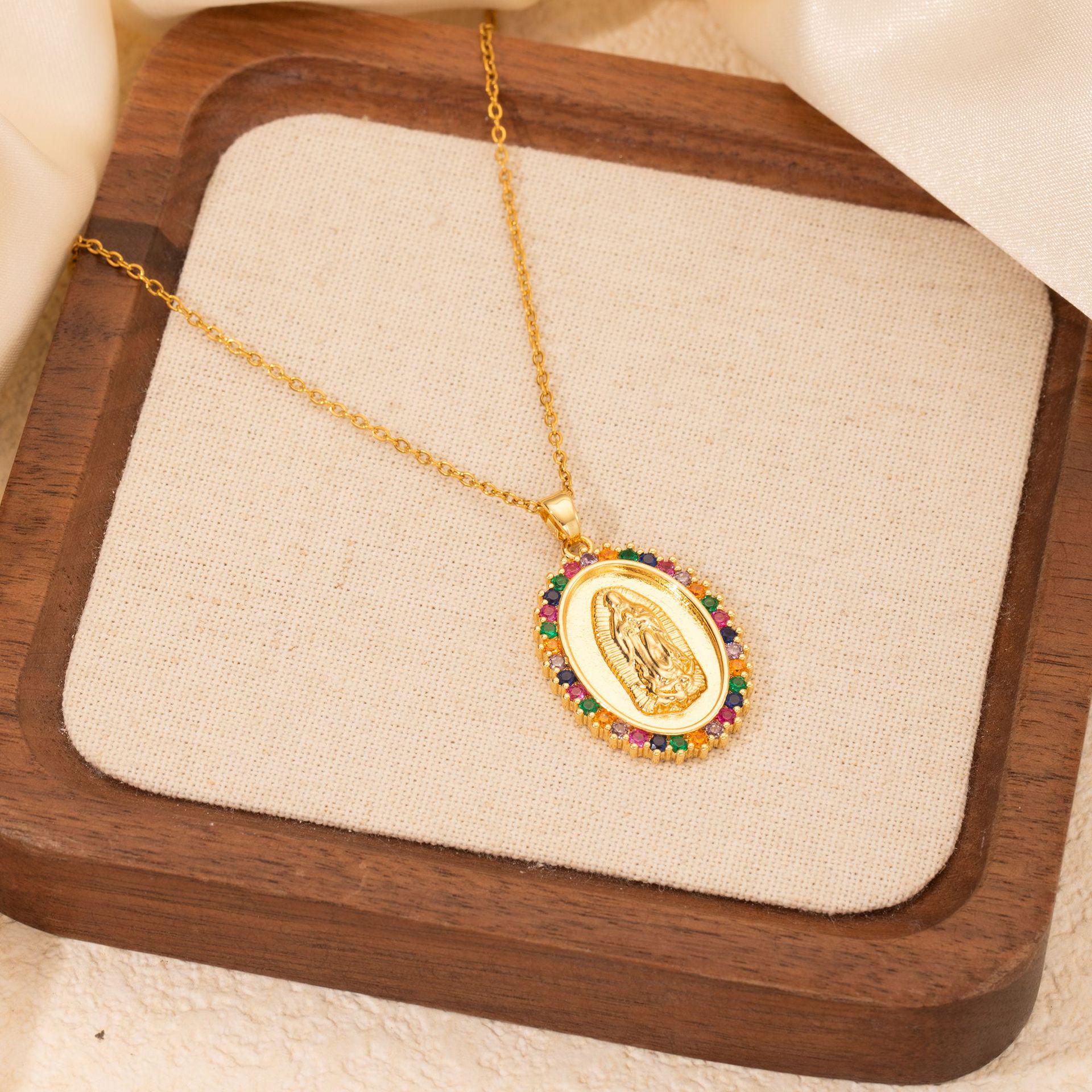 

Retro Style European & American Copper Zircon Mary Pendant Necklace