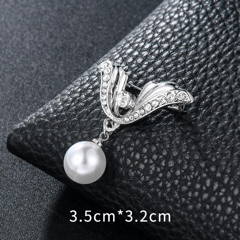 Simple Five-pointed Star Moon Brooch, Fashionable and Versatile, Neckline Pin, Clothing Shirt, Anti-light Fixed Trinkets.