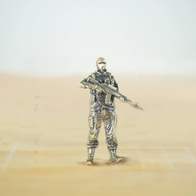 White Copper Brass Military Soldier Figurine Model Desktop Ornament Gift for Lovers of the Armed Forces