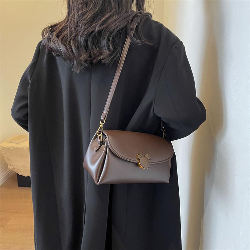 Stylish Korean Version Handbag Women 2023 New Autumn Winter Vintage Casual Small Square Bag High-end Feel Niche Design Single Shoulder Bag