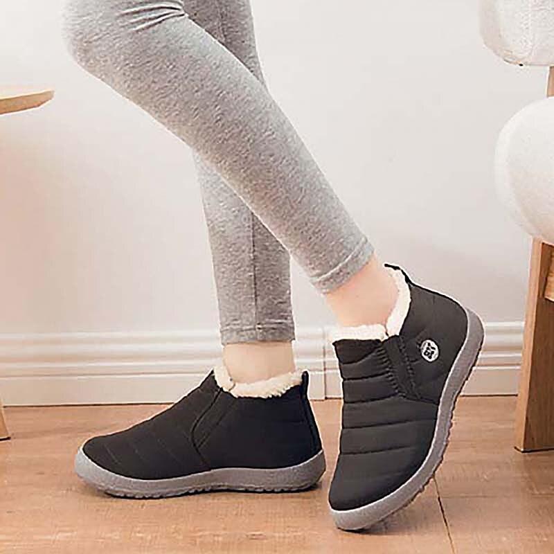 Su Geçirmez Sıcak Kürk Erkek Botları Kışlık Ayakkabılar Dış Mekan Kar Botları Erkekler İçin Slip On Ayakkabılar Düz Erkek Spor Ayakkabısı Peluş Ayakkabı İş Botları