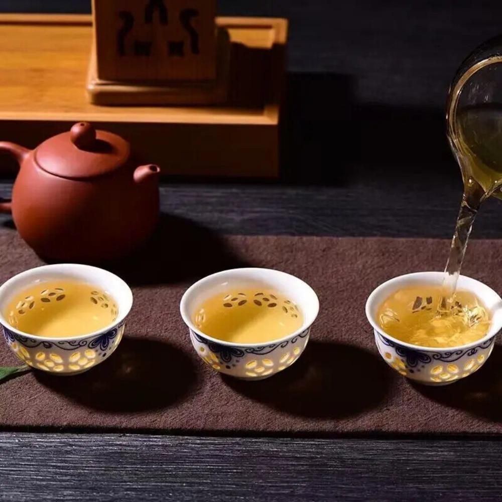 Premium Yunnan Old Tree Raw Puerh Loose Tea Bulk