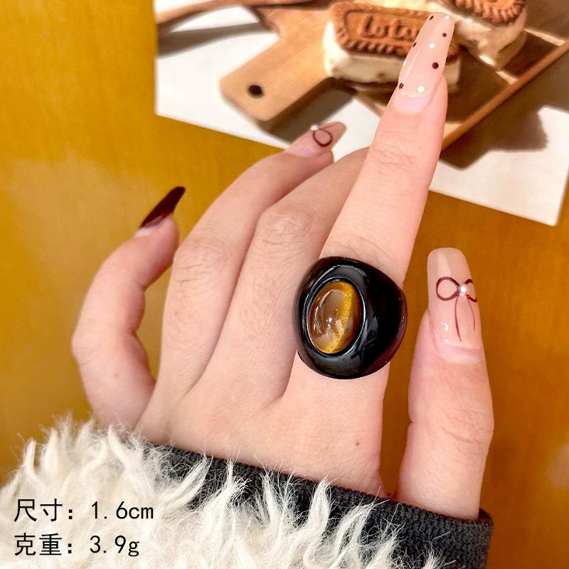 Oregelbundna Breda Stora Klumpiga Ringar för Kvinnor Vintage Akrylharts Höst Vinter Geometriska Stapelbara Finger Smycken