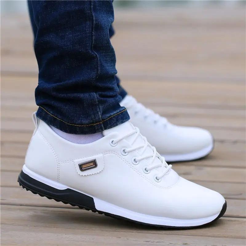 New Men Classic Casual Shoes Business Career Leather Sneakers Male Flat Shoe Outdoor Lightweight Sotf Bottom Walking Shoe Hombre