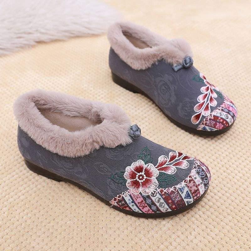 Women's Fleece-Lined Embroidered Cotton Shoes - Warm, Non-Slip, Ethnic Style for Middle-Aged and Elderly