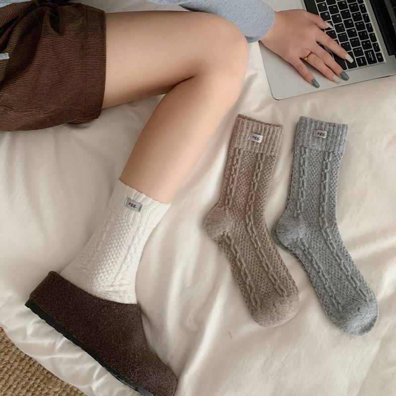 Cloth Label Wool Socks, Women's Mid-calf Socks, Autumn and Winter Linen Pattern Boneless Pile Socks, Women's Warmth