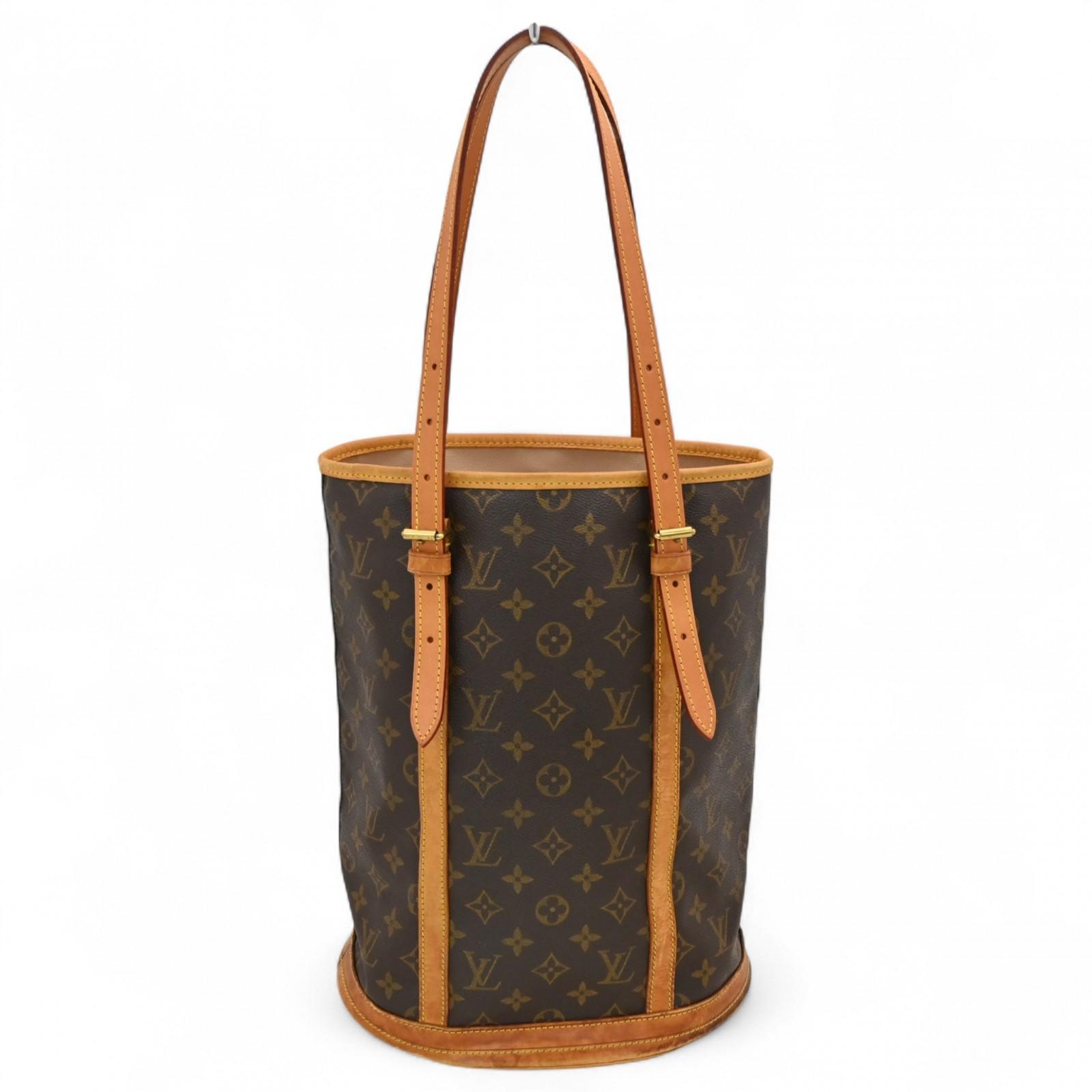

Auth LOUIS VUITTON Monogram Bucket GM Shoulder Bag Brown PVC M42236 lv4425aq