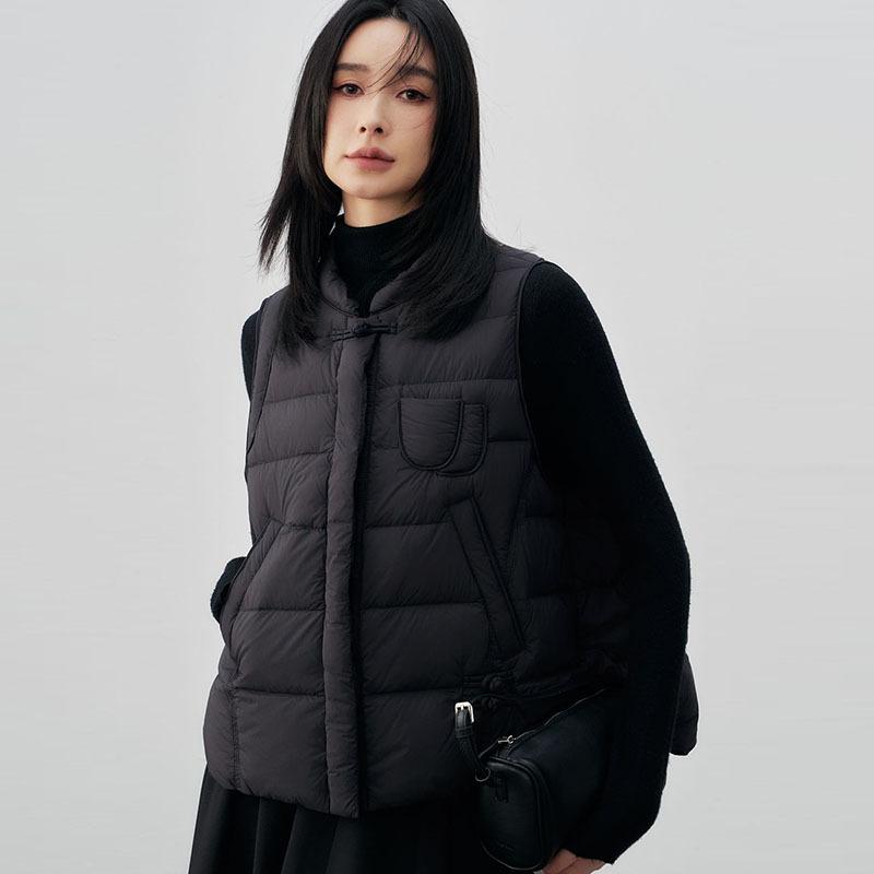 

New Chinese-style buckle down vest women s 2025 autumn and winter fashion vest outer wear warm white duck down casual vest tide M чорний