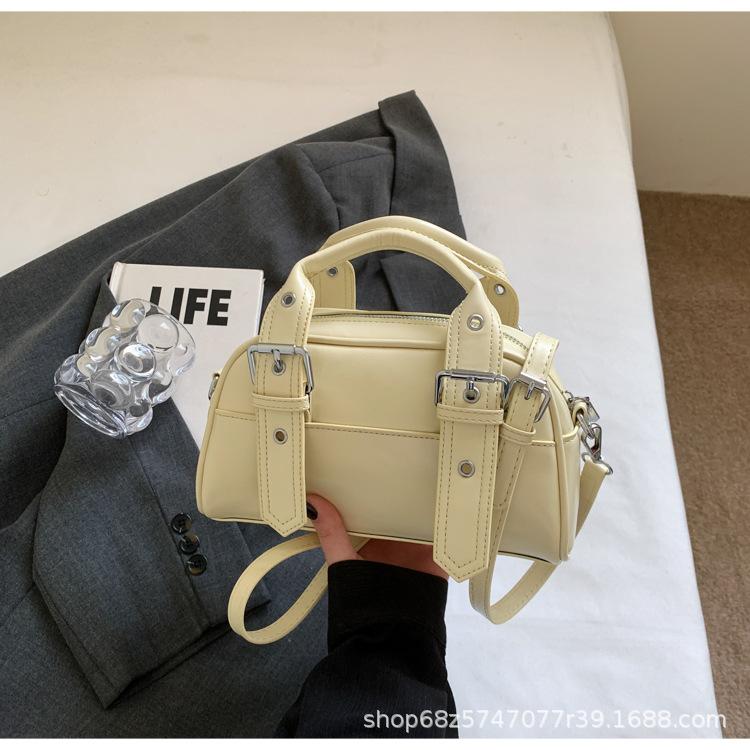 Small bag women's 2025 new high-end sense portable Boston bag leisure niche design shoulder bag fashion crossbody bag