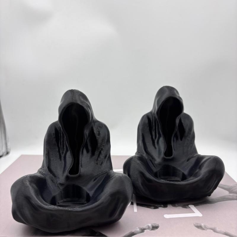 3D Printed Ghost Wizard Candle Holder, Gothic Aromatherapy Candle Ornament Candle Holder Halloween and Christmas Decoration
