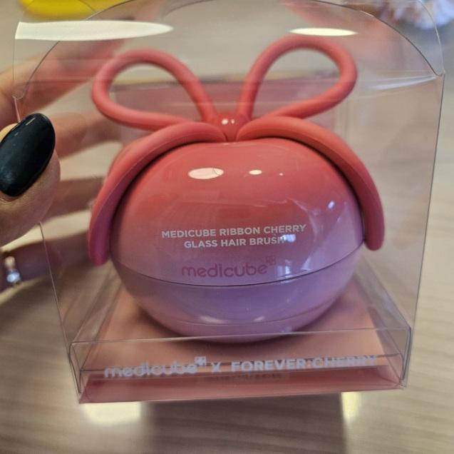 Medicube Forever Cherry Jang Won-young Hair Brush Scalp Care Styling Brush 3color