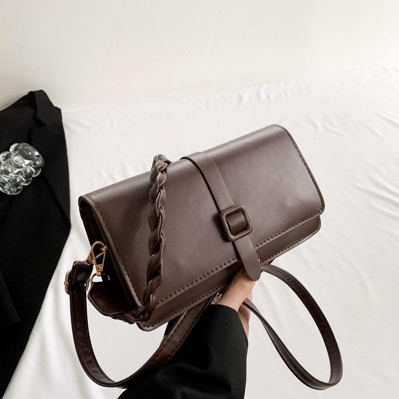 

Осень популярная маленькая сумка женская 2025 новая осенняя сумка-мессенджер нишевая повседневная сумка через плечо модная маленькая квадратная сумка женская кофейный