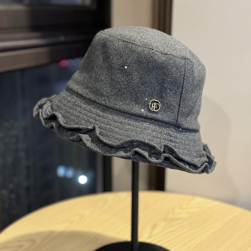 French Style Small Fragrant Fisherman Hat for Women Autumn and Winter Face showing Small Outdoor Casual Hat Versatile and Fashionable Basin Hat Trend
