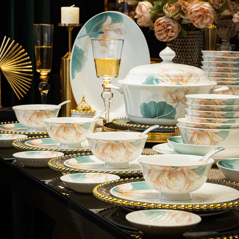 KANGQIN Hehua Ceramic Dinnerware Gift Set 81-Piece Set (10-Person)