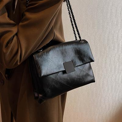 Moda Kadın Omuz Çantası Sonbahar Kış Vintage Koltuk Altı Postacı Çantaları Doku Yumuşak Deri Zincirli El Çantaları