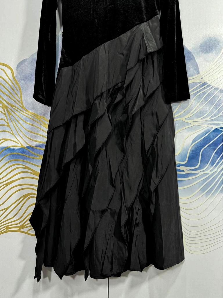 2026 Spring Women's Black Velvet Patchwork Slim Fit Luxury Long Dress