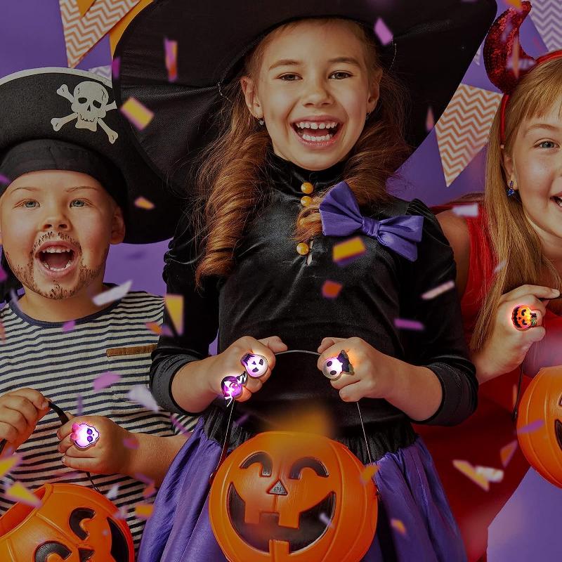 50PCS LED Luminous Halloween Rings Creative Pumpkin Ghost Skull Glowing in Dark Rings For Halloween Party Decoration Supplies