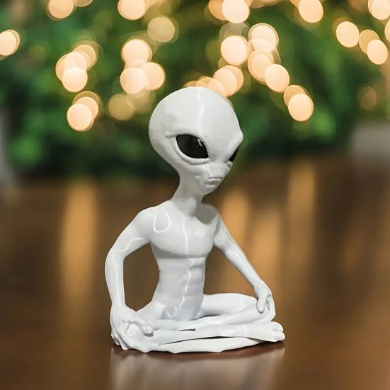 3D Printed Alien Model Funny Yoga Zen Alien Statue For Yoga Room 1 Pc