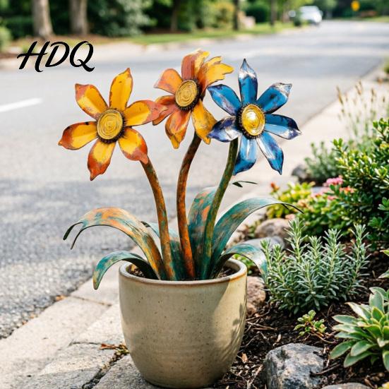 Blumen Yard Art Pfahl Retro Blumenbeet Pfahl Gealterte Metallskulptur Bunte Blumen Rustikale Dekoration Außen für Rasen Weg Eisen