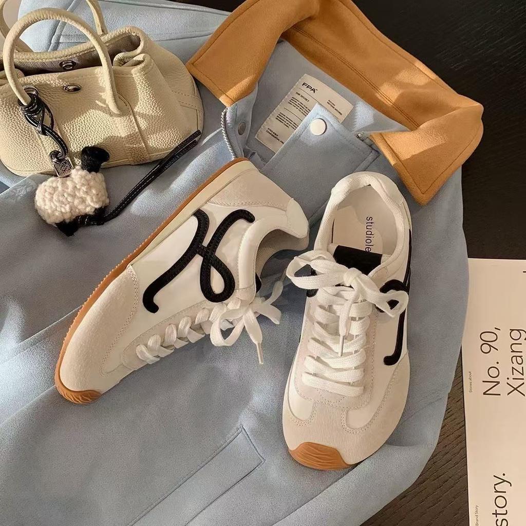 Korean Version of Retro Platform Forrest Gump Training Shoes Women's 2025 New Internet Celebrity Fashion Leisure Sports Versatile White Shoes