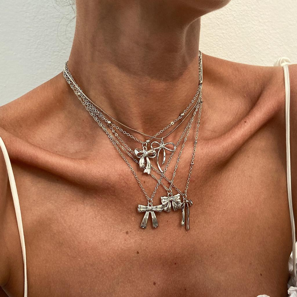 ins bow pendant necklace female, niche versatile metal thin chain stacked collarbone chain necklace