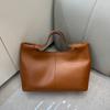 2025 Cross-border First-layer Cowhide Retro Large-capacity Magnetic Tote Bag Handbag Commuter Versatile Messenger Bag Bag Woman