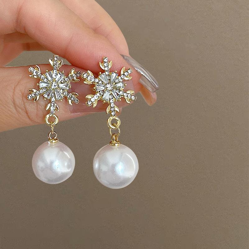 Exquisite Sparkling Zircon Snowflake Earrings For Women Shiny Rhinestone Imitation Pearl Earrings Christmas Party Jewelry Gifts