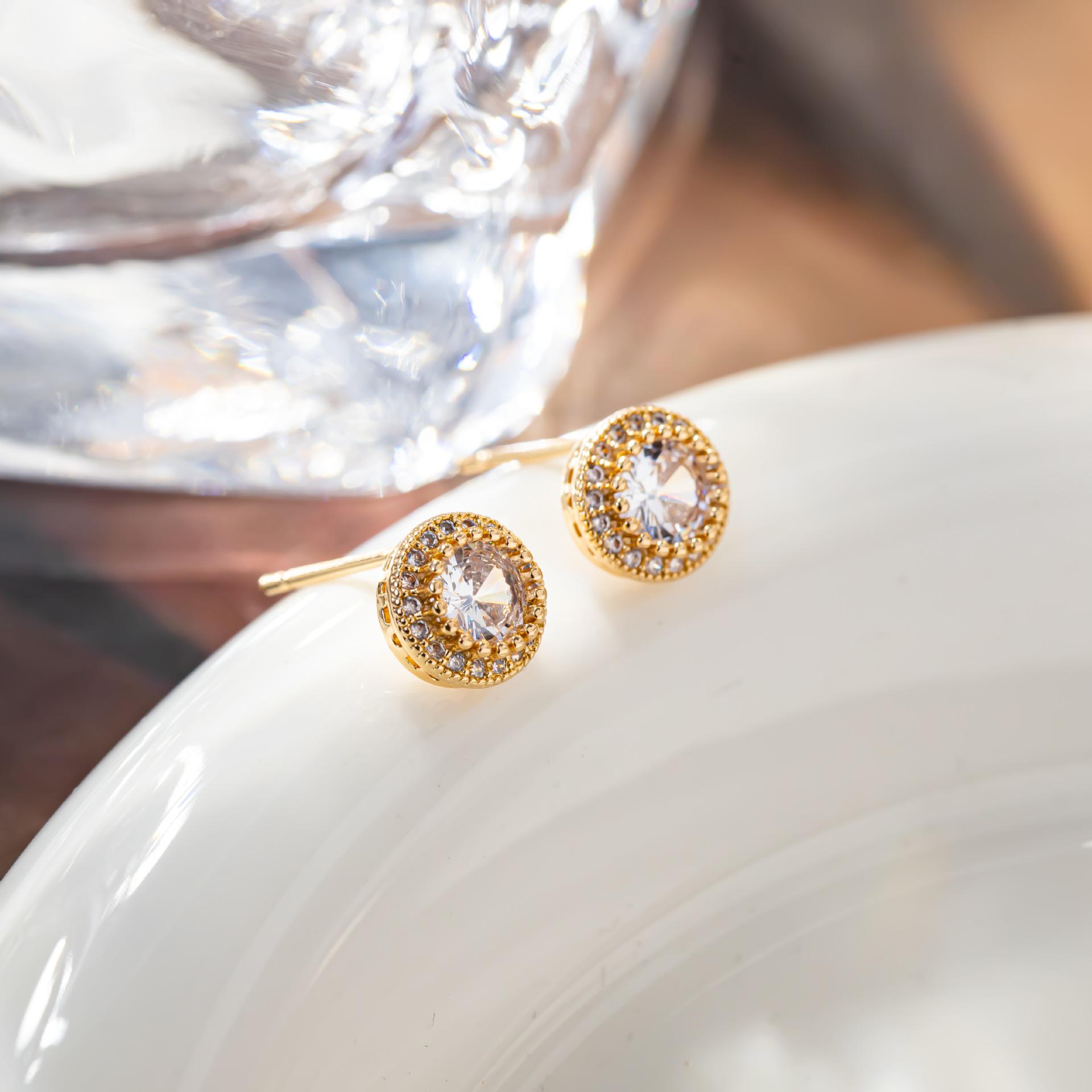 Trendy Gold-Plated Zircon Inlaid Hip Hop Unisex Earrings
