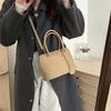 New Women's Bag Retro Large Capacity Handbag Niche High End Crossbody Bag Temperament Shoulder Bag