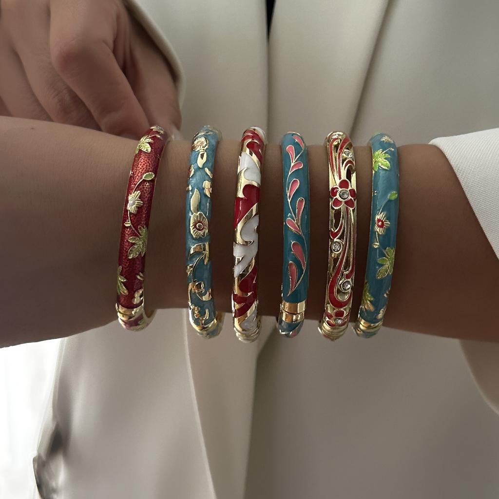 Boho Ethnic Style Multicolor Enamel Flower Zircon Bracelet For Women Gold Color Luxury Leaf Metal Texture Bangle Party Jewelry