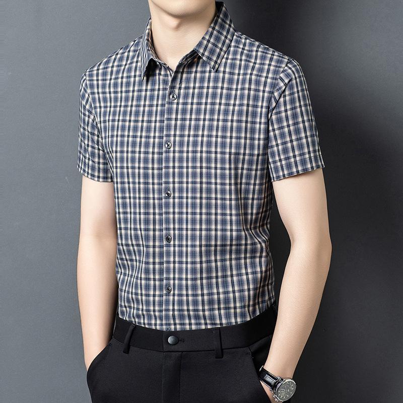 Neues kariertes kurzärmeliges Hemd für Herren, Sommer Koreanische Version von einfacher mittelfristiger lockerer und dünner Oberbekleidung lässiges Hemd Trend