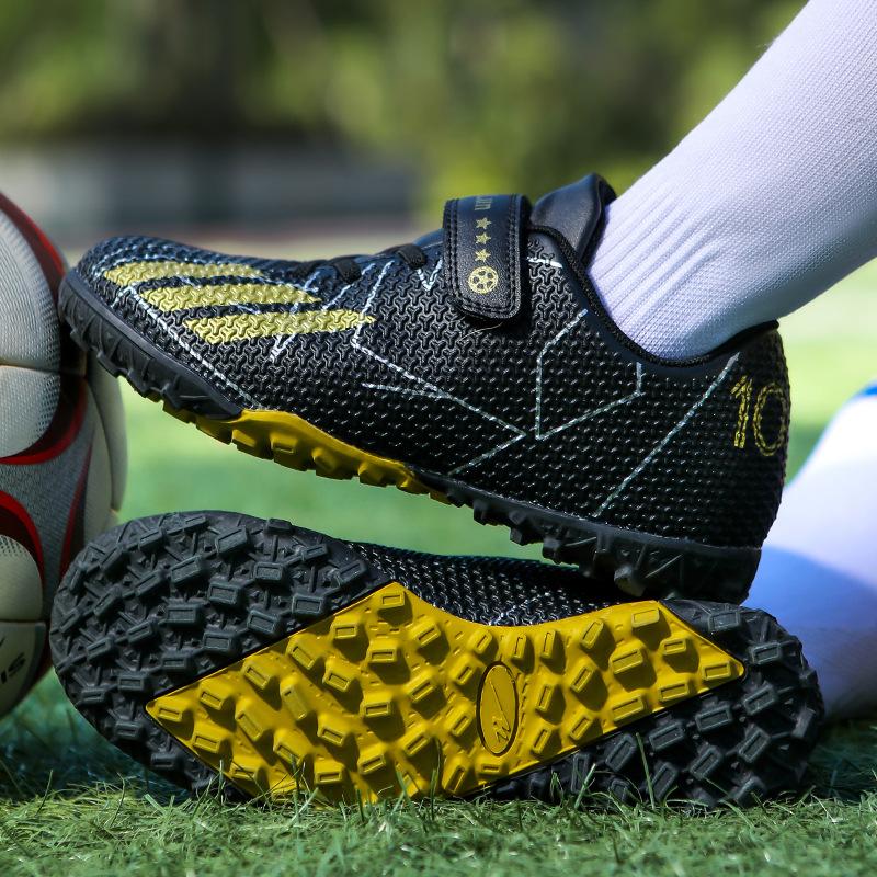 Foreign trade children's football shoes men's and women's sports football shoes broken nails primary school students indoor football game training sho
