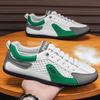 Scarpe Online Estive da Uomo, Articoli Caldi Transfrontalieri, Scarpe Sportive e da Tempo Traspiranti in Rete Traforata, Suola Morbida Leggera, Scarpe da Jogging da Infilare